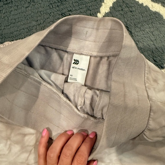 All in Motion Tie-Dye Shorts - Picture 3 of 5